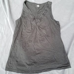 🎉 3 for 10🎉 Black knotted tank